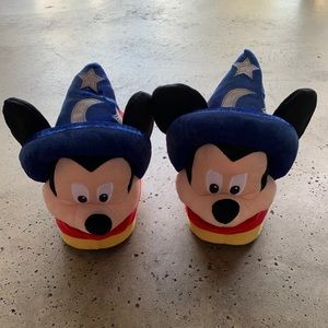 NWT Disney Sorcerer Mickey Mouse Slippers